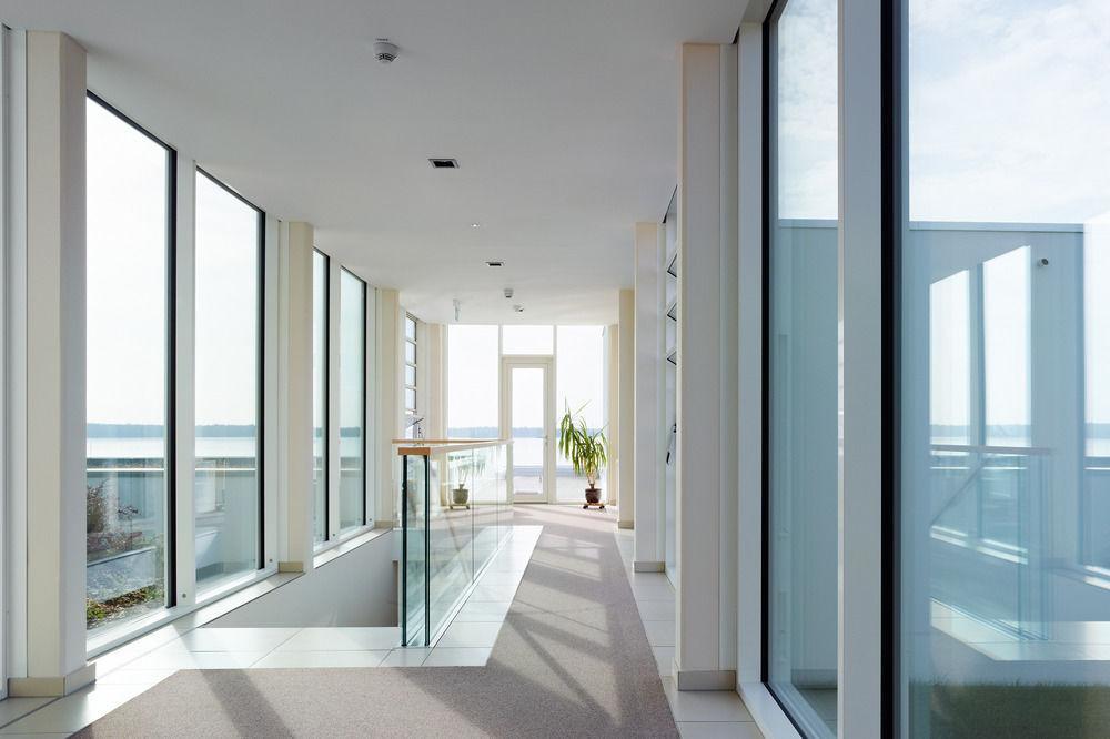 Strandhotel Senftenberger See Екстер'єр фото