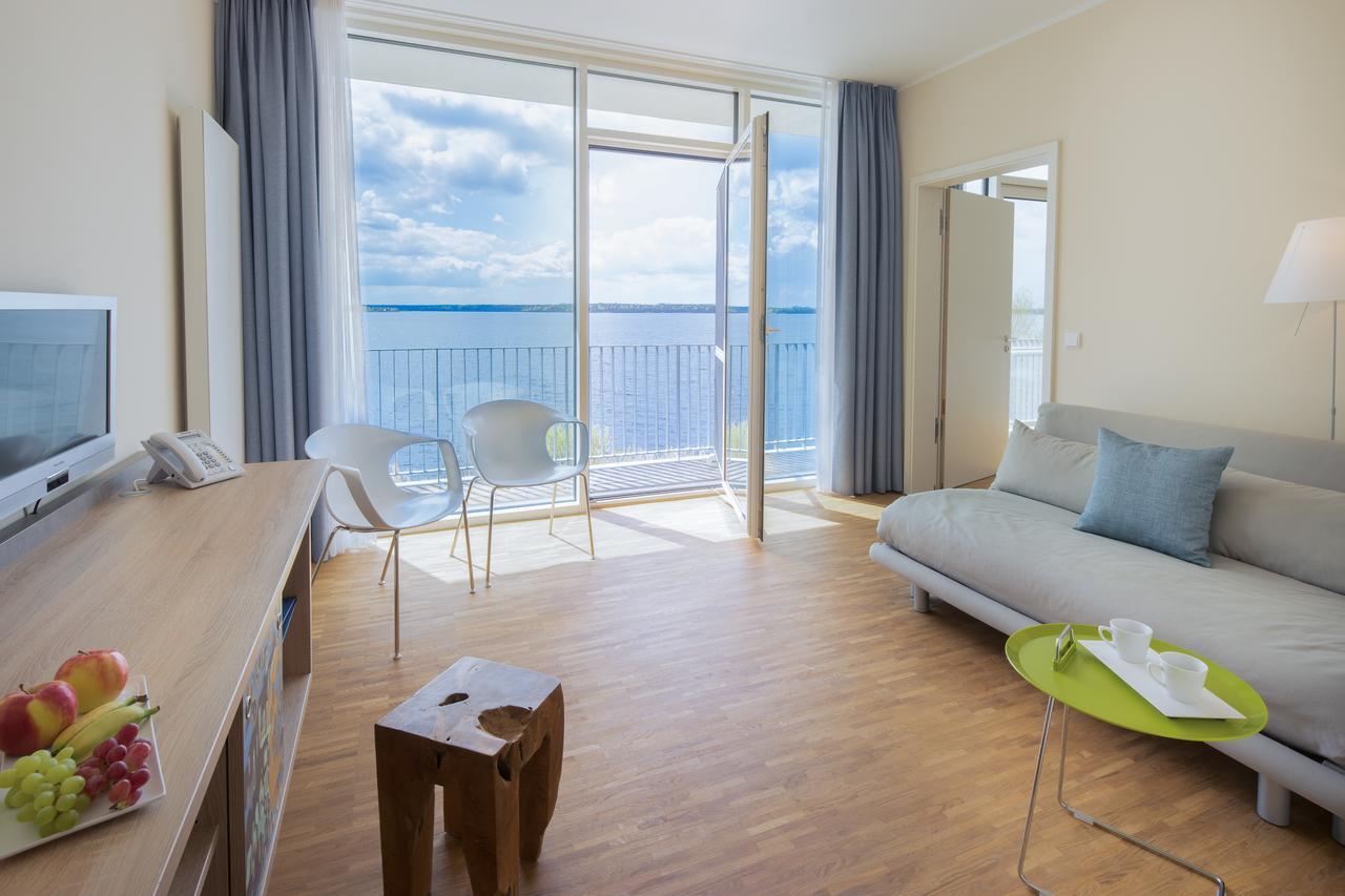 Strandhotel Senftenberger See Екстер'єр фото